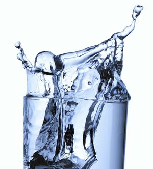 Волшебный стакан воды для исполнения желаний