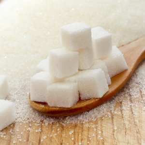 К чему рассыпать сахар